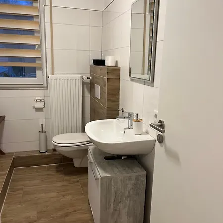 Wunderschoene Mit Balkon Auf Dem Bauernhof