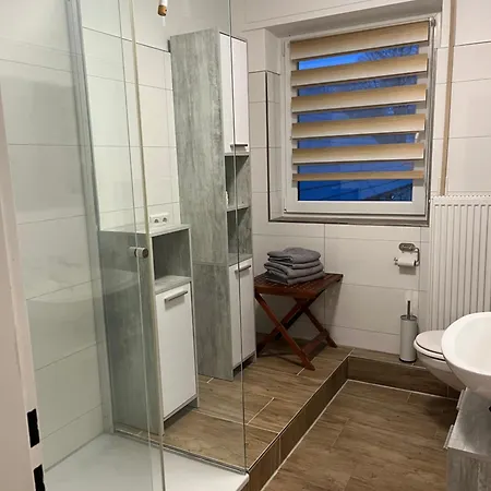 Wunderschoene Mit Balkon Auf Dem Bauernhof *