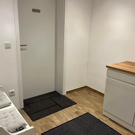 Wunderschoene Mit Balkon Auf Dem Bauernhof