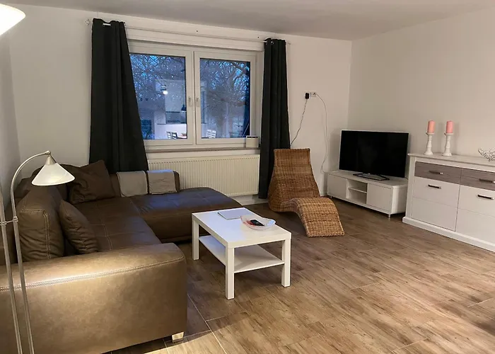 Wunderschoene Mit Balkon Auf Dem Bauernhof *