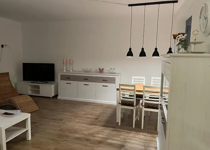 Wunderschoene Mit Balkon Auf Dem Bauernhof Lejlighed