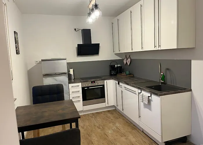 Wunderschoene Mit Balkon Auf Dem Bauernhof *