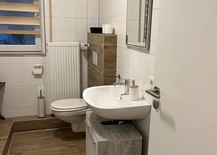 Wunderschoene Mit Balkon Auf Dem Bauernhof