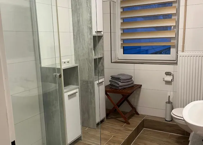 Wunderschoene Mit Balkon Auf Dem Bauernhof *